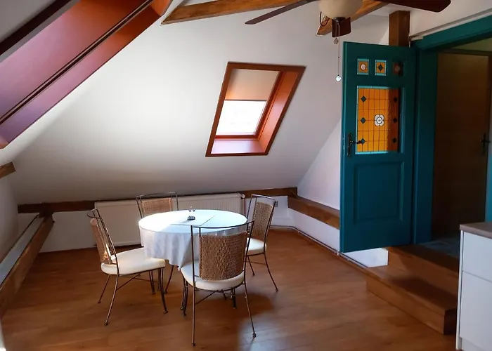 Lägenhet Roof Ztracena Olomouc