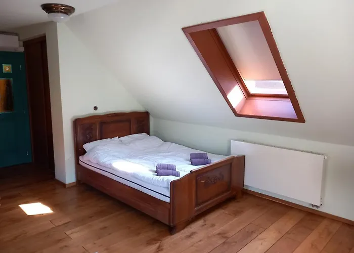 Roof Ztracena Lägenhet